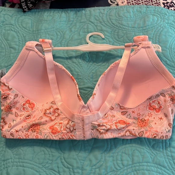 COPY - NWT Jessica Simpson Full Figure Bra 40C - Picture 4 of 5